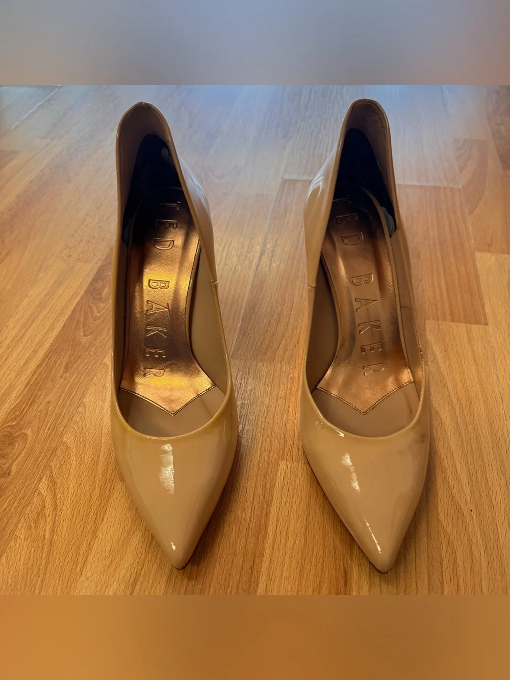 Ted Baker Izibela Pointer-toe Pumps Patent Leather Heels Tan Color, Size US 9